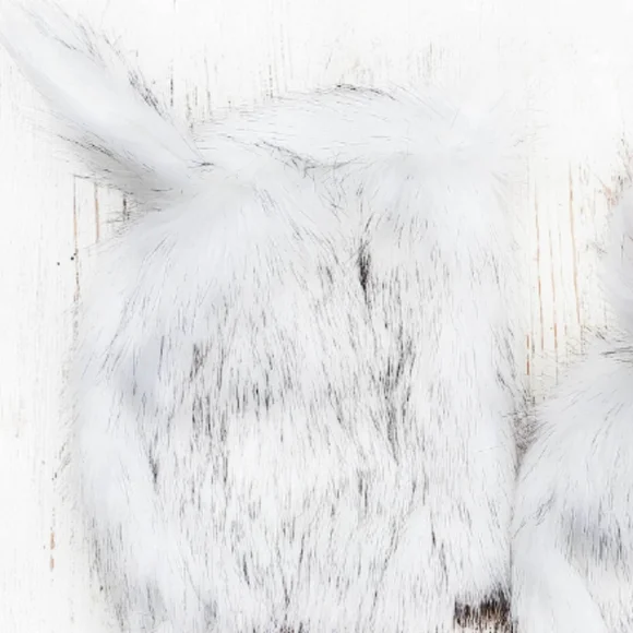 White Faux Fur Bonnet - Picture 4 of 5